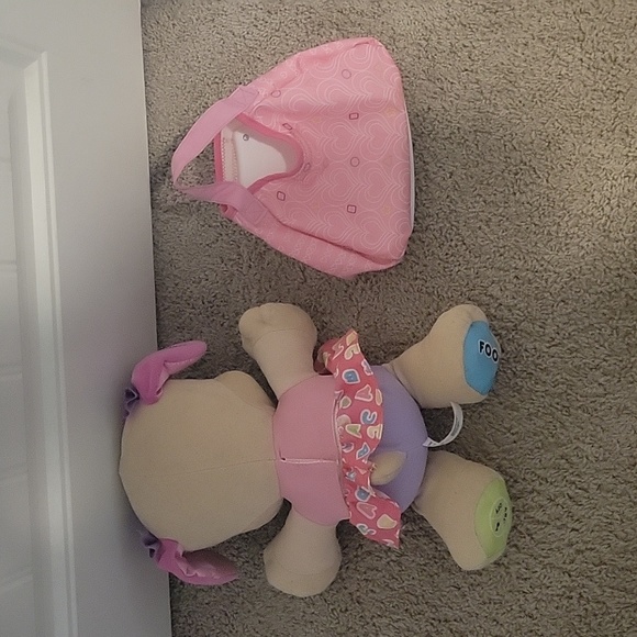 Fisher Price Laugh and Learn Smart Stage singing puppy & purse - Picture 2 of 4